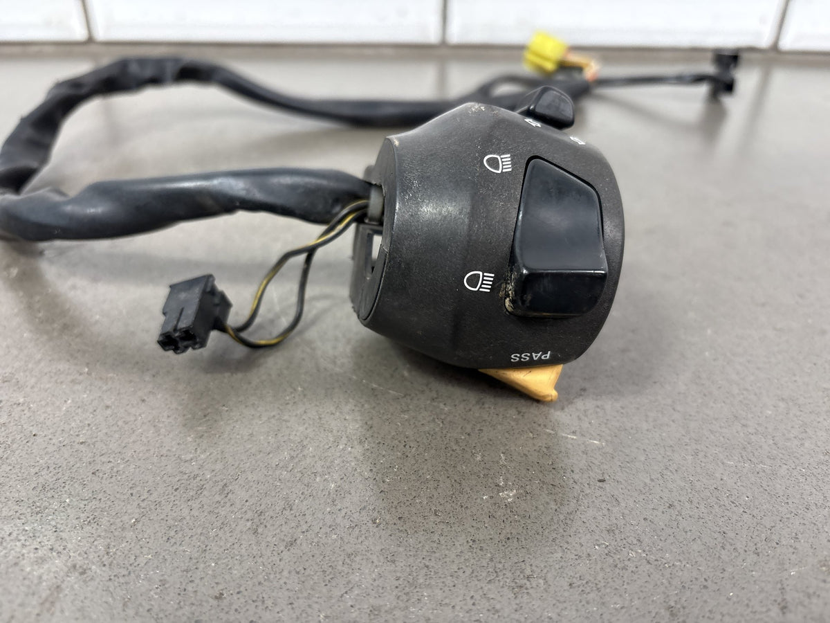 03-09 Suzuki SV650 Left Handlebar Switch Housing OEM 37400-17G10