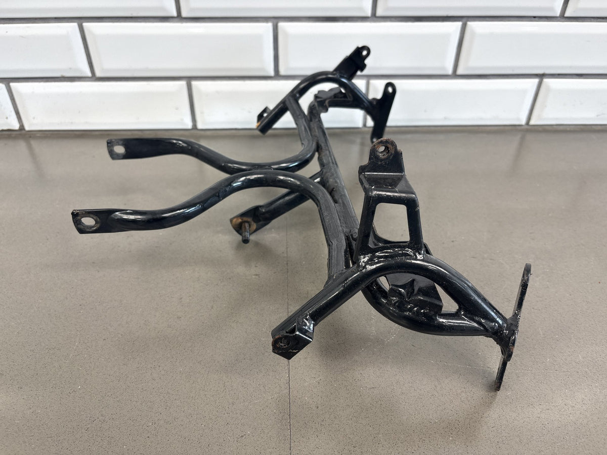 1990-1993 Kawasaki Ninja ZX-11 ZX1100C Upper Fairing Stay Bracket OEM 11046-1892