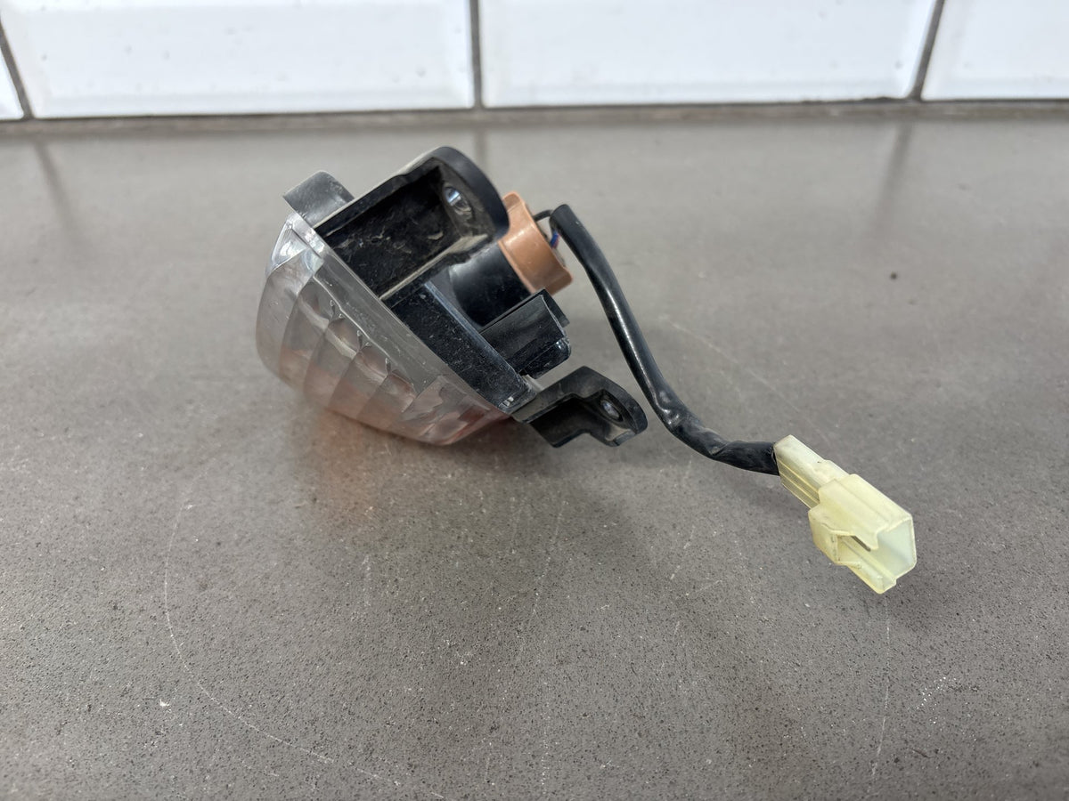 2006-2011 Yamaha FJR1300 Front Turn Signals Pair Left Right OEM 3P6-83310-00-00