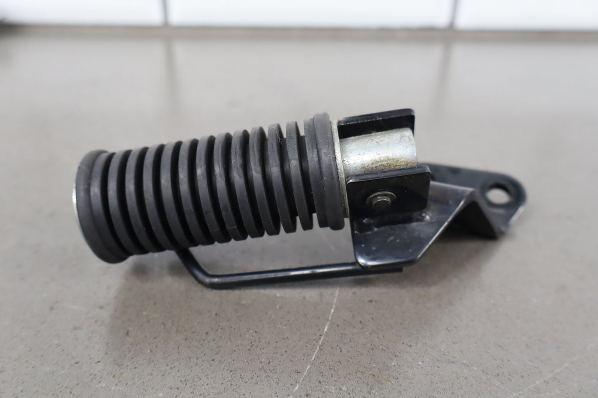 2001-04 Suzuki VL800 Volusia Passenger Pegs OEM