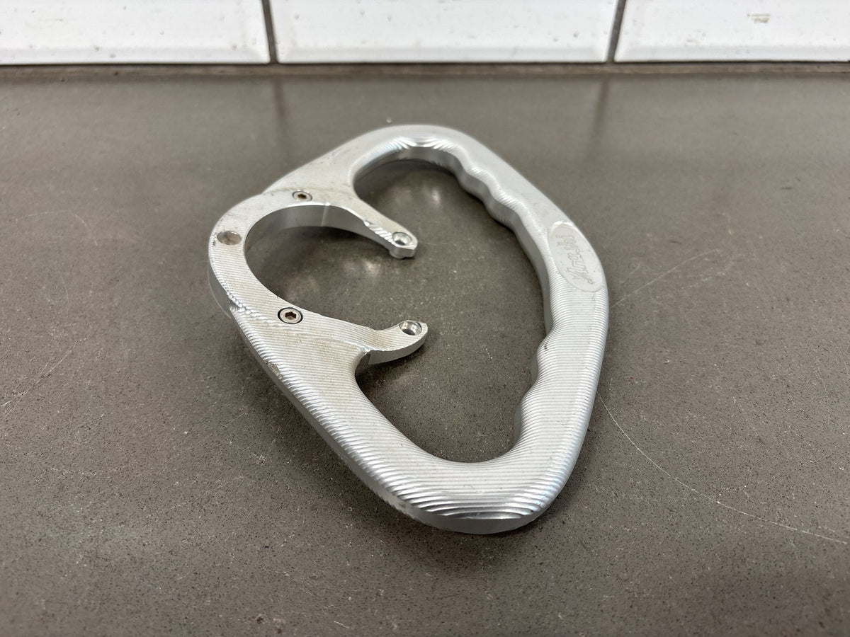99-02 Yamaha YZF-R6 Arashi Aftermarket Tank Grab Handle Bar