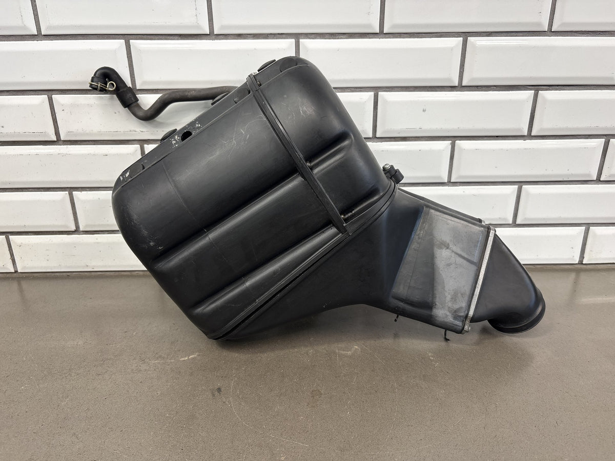 1990-1993 Kawasaki Ninja ZX-11 ZX1100C Airbox Air Filter Housing OEM