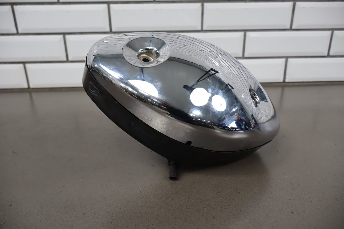 2001-04 Suzuki VL800 Volusia Airbox Chrome Cover OEM