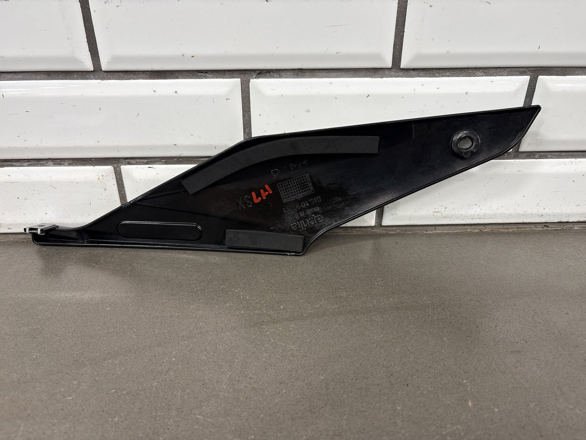 2009 Aprilia RSV 1000 R RSV1000R Left Tank Side Fairing Cover Black OEM