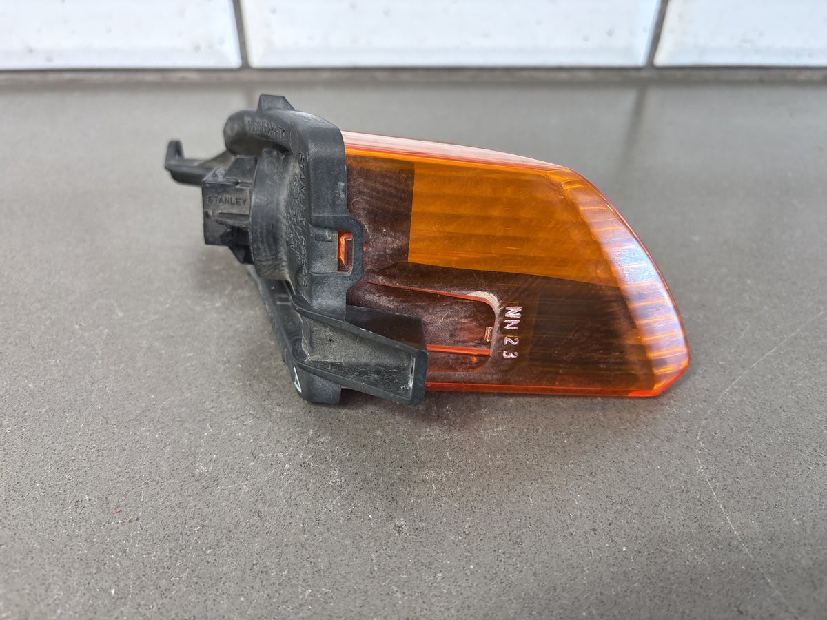 2002-05 Honda VFR800 Interceptor Front Turn Signal Pair Amber OEM 33410-MCW-A01