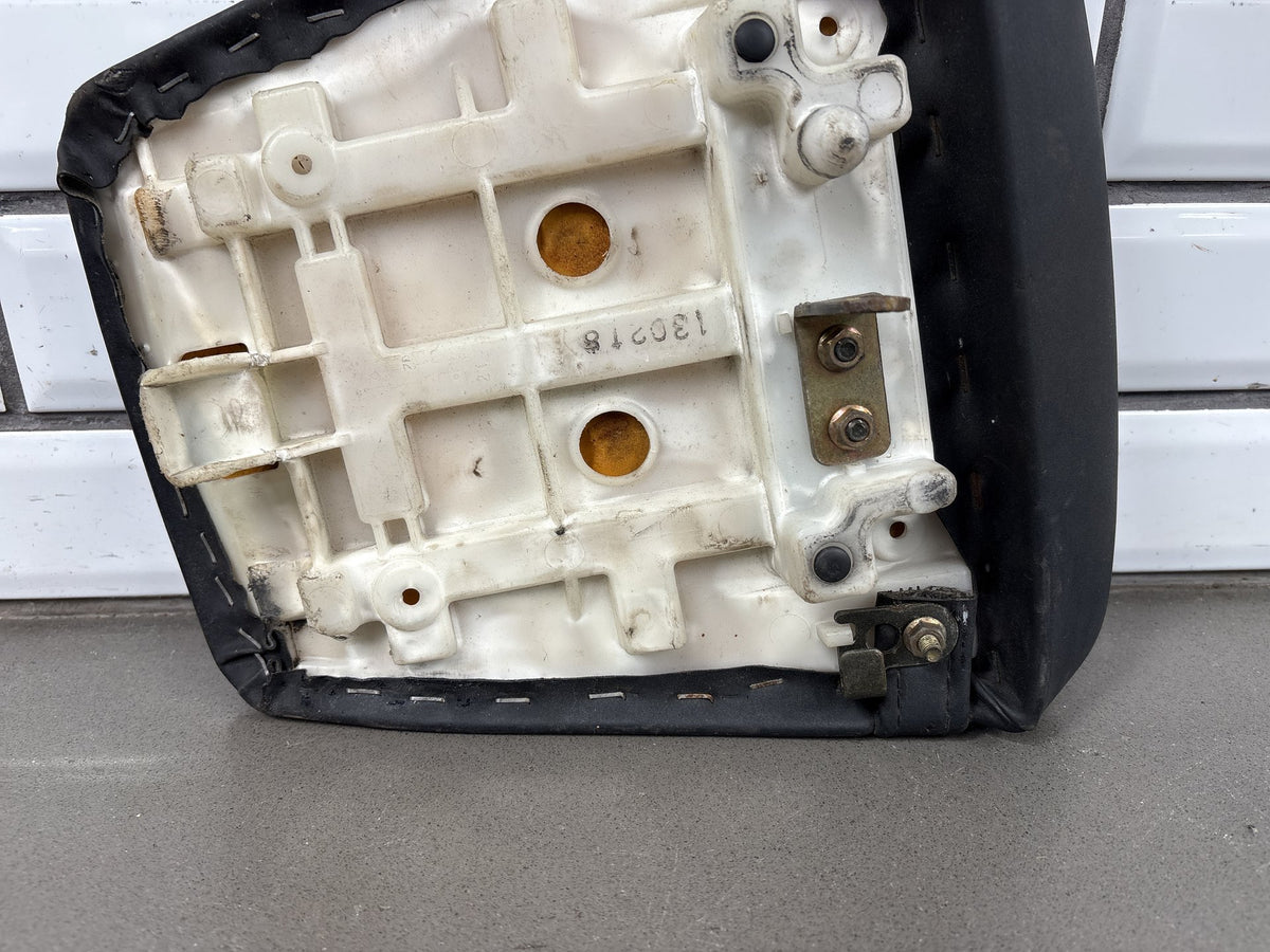 2000 Yamaha YZF-R6 Rear Passenger Seat Pillion OEM