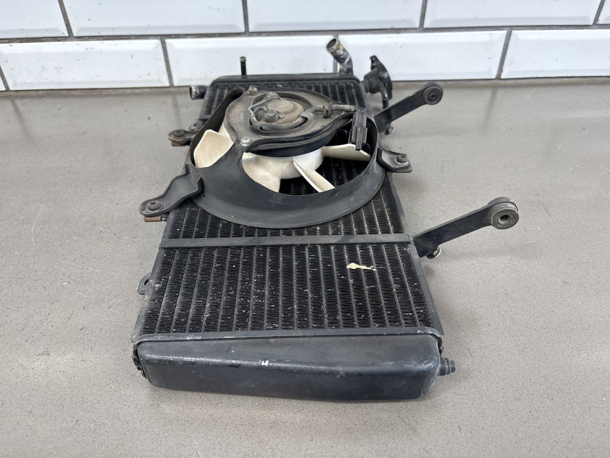 2005-2010 Triumph Sprint ST 1050 Radiator Assembly with Cooling Fan