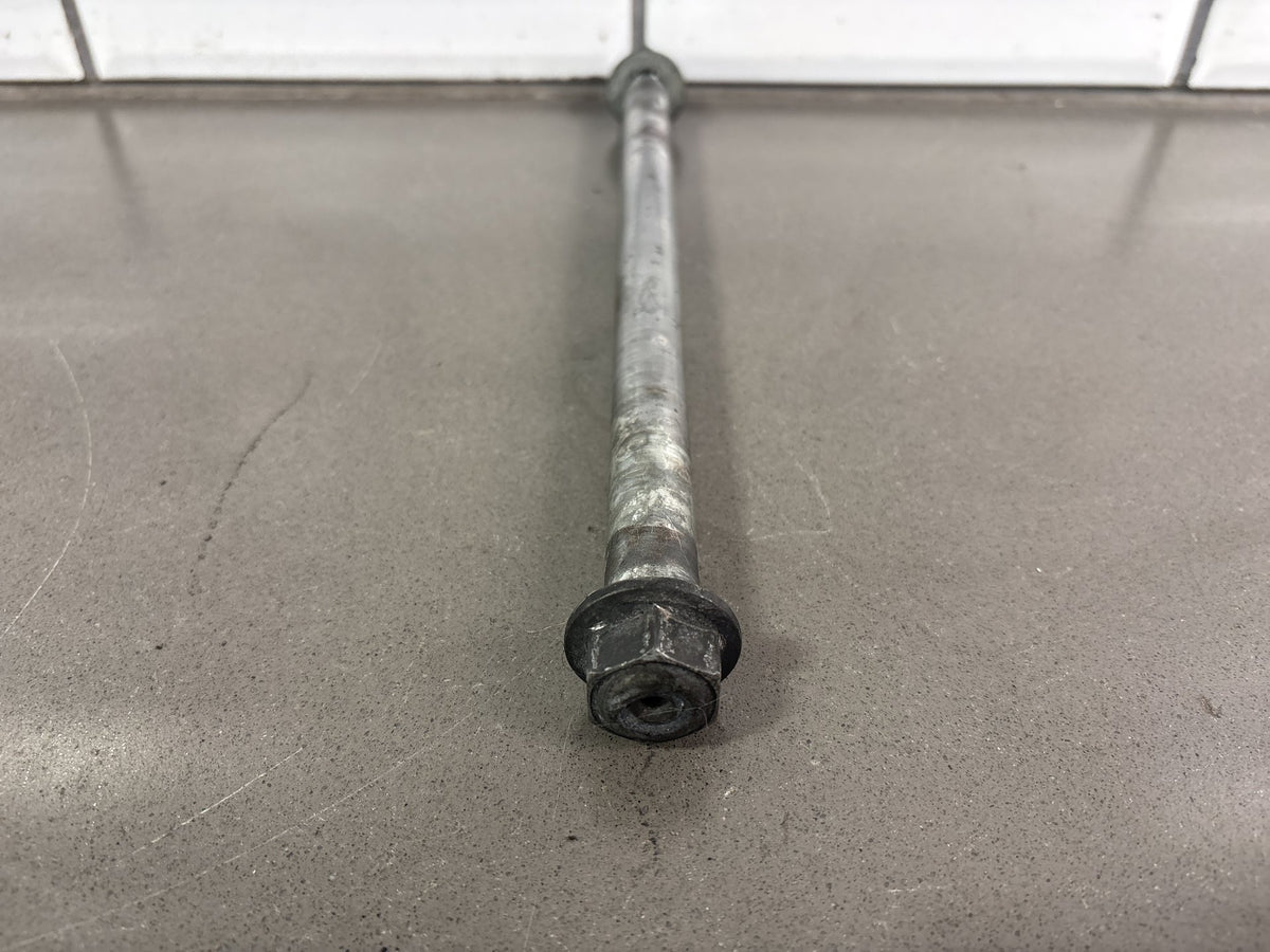 00-06 Harley Heritage Softail Classic FLSTC FLSTCI Rear Axle OEM 41110-79A