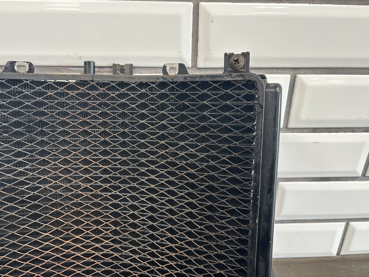 1990-1993 Kawasaki Ninja ZX-11 ZX1100C Radiator OEM 39060-1094