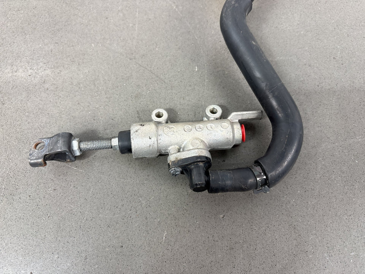2002 Honda Interceptor 800 VFR800 Rear Brake Master Cylinder W/ Reservoir OEM