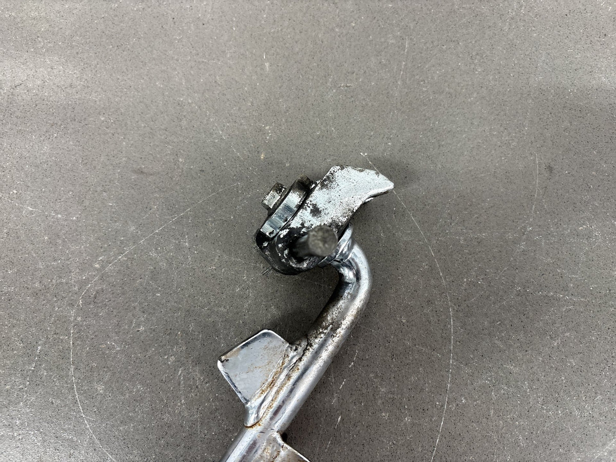 06-07 Dyna Super Glide Street Bob Harley Kickstand Jiffy Stand 49704-90F