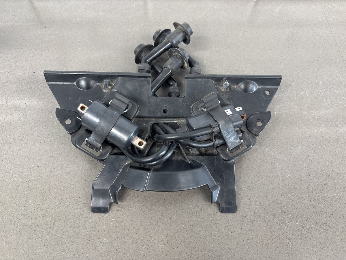 1999-2007 Yamaha YZF600R Ignition Coil Set Plug Wires Caps Holder Tray OEM