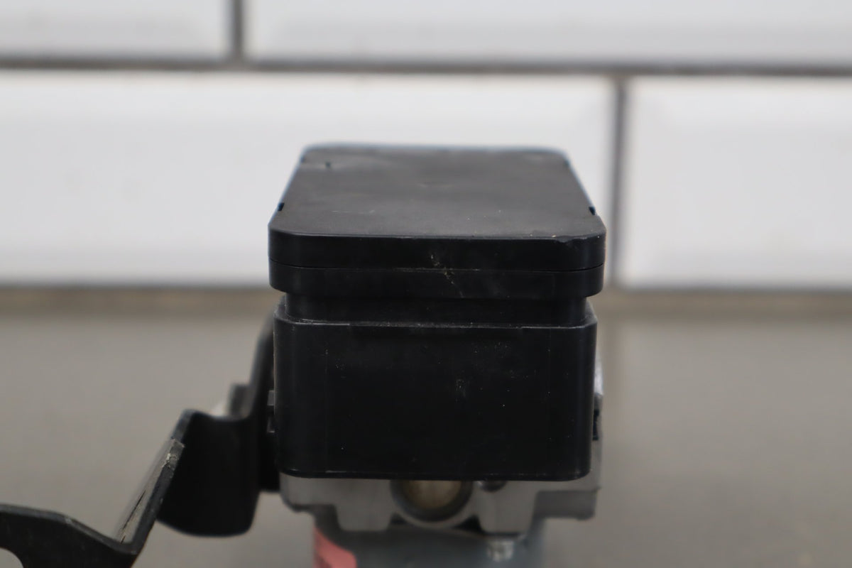 2018-2025 Kawasaki Ninja 400 ABS Pump 16082-0785