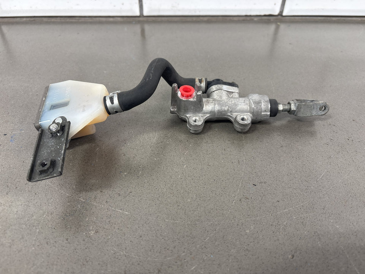 2006 Suzuki SV650 Rear Brake Master Cylinder Reservoir (Silver) OEM 69600-16G00