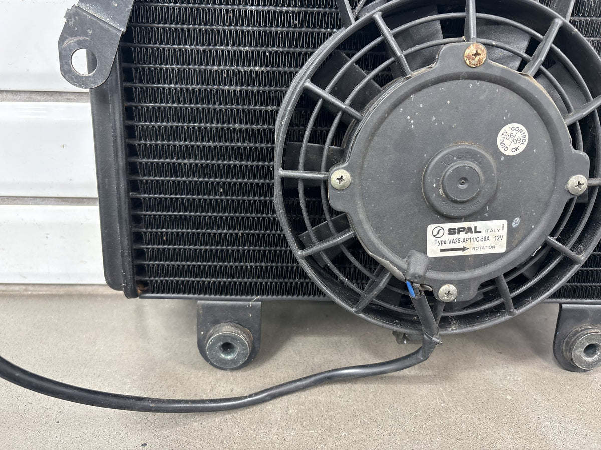 2000 Triumph Tiger 900 T709 Radiator OEM T2100430