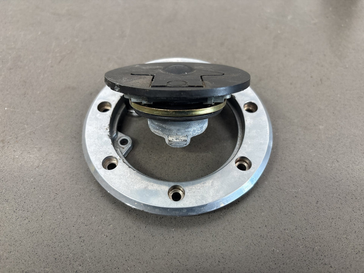 1990-1993 Kawasaki ZX-11 ZX1100C Lockset Ignition Switch Gas Cap Seat Lock Key
