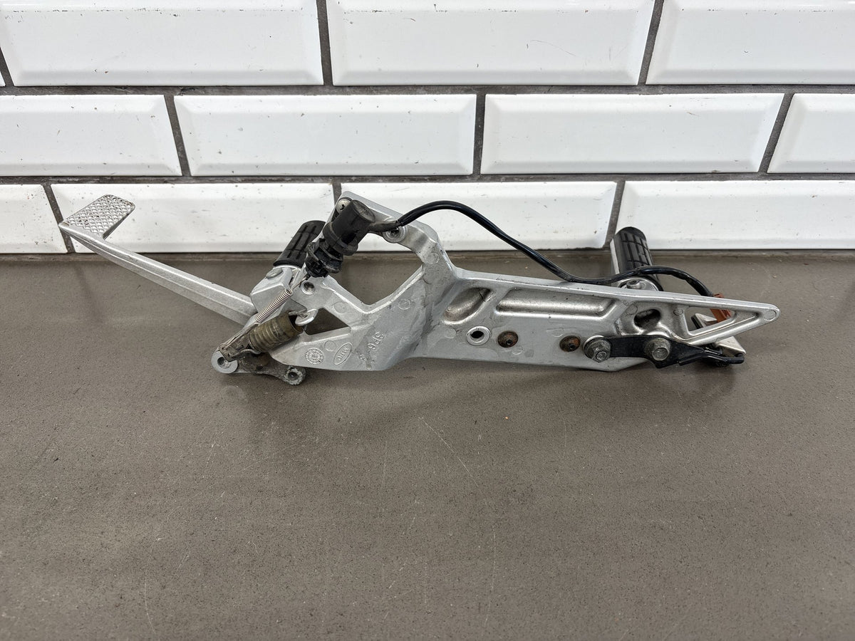 2006-2011 Yamaha FJR1300A Rearsets Brackets Pair Shift Lever Brake Pedal Silver