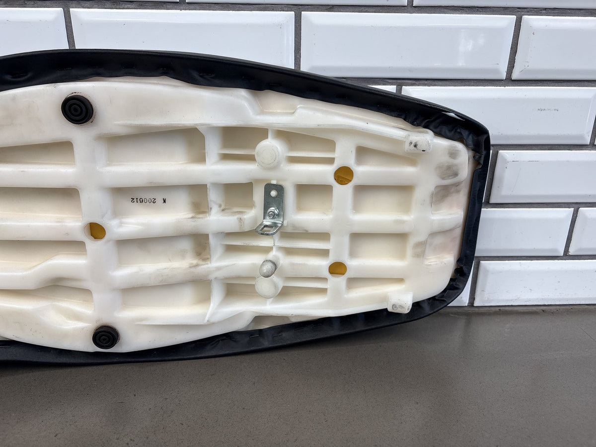 1999-2007 Yamaha YZF600R 3K Mile Seat Saddle Rider Passenger One Piece Black OEM