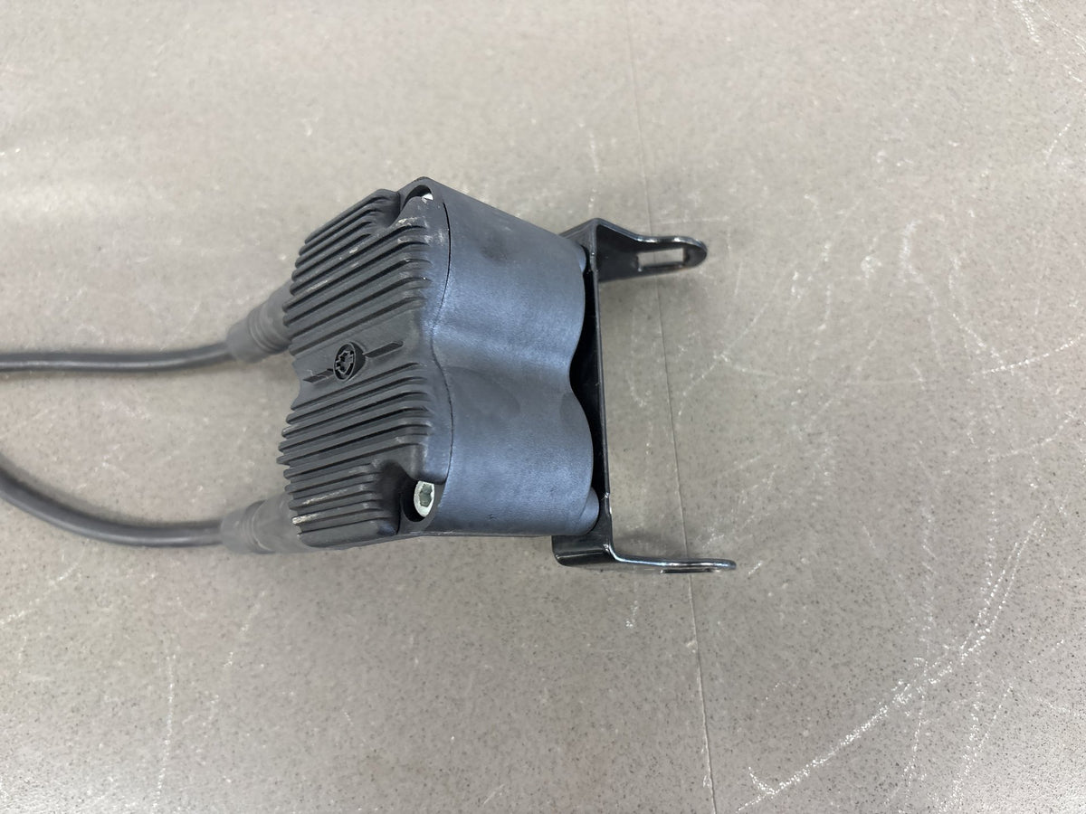 2001-2006 Harley Road King FLHR FLHRI FLHRCI Ignition Coil OEM 31743-01