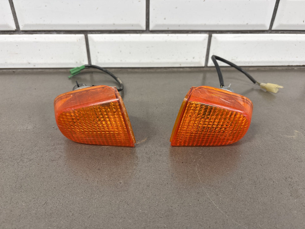 1992 Kawasaki Ninja ZX11 Front Turn Signals Pair Left/Right OEM