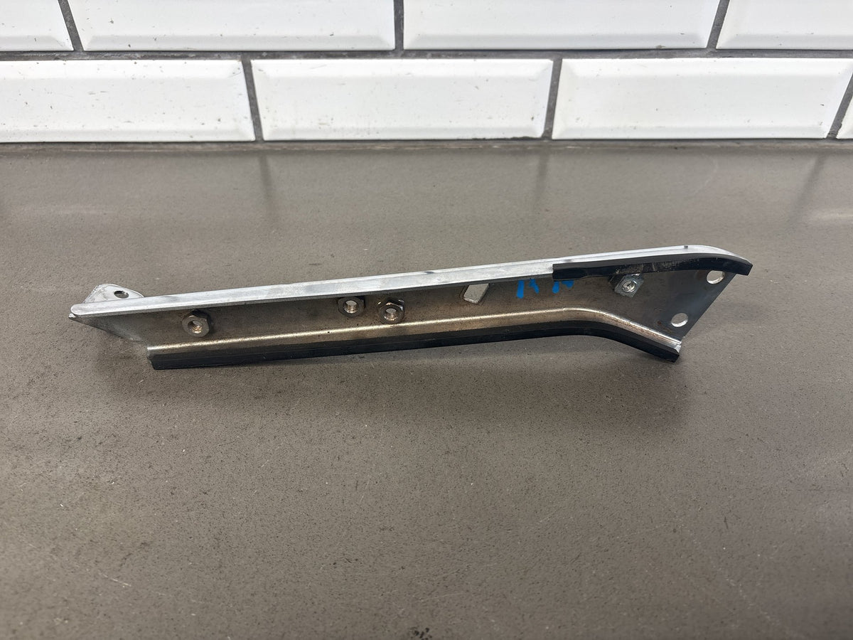 1985-2008 Harley Touring FLHR FLHT Right Saddlebag Support Bracket OEM 90720-79C