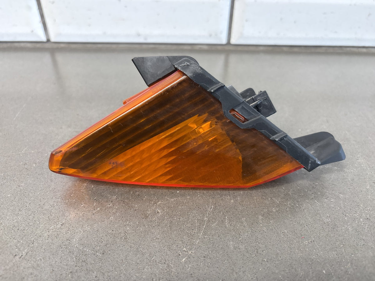 2002-05 Honda VFR800 Interceptor Front Turn Signal Pair Amber OEM 33410-MCW-A01