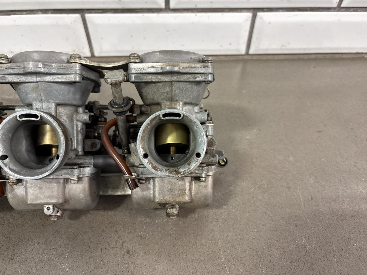 Suzuki GT750 OEM Carburetor Set Vintage Water Buffalo Mikuni