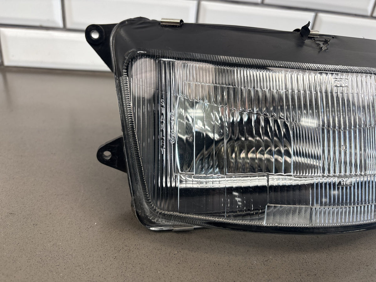 1990-1993 Kawasaki Ninja ZX-11 ZX1100C Headlight Head Lamp Assembly 23007-1227