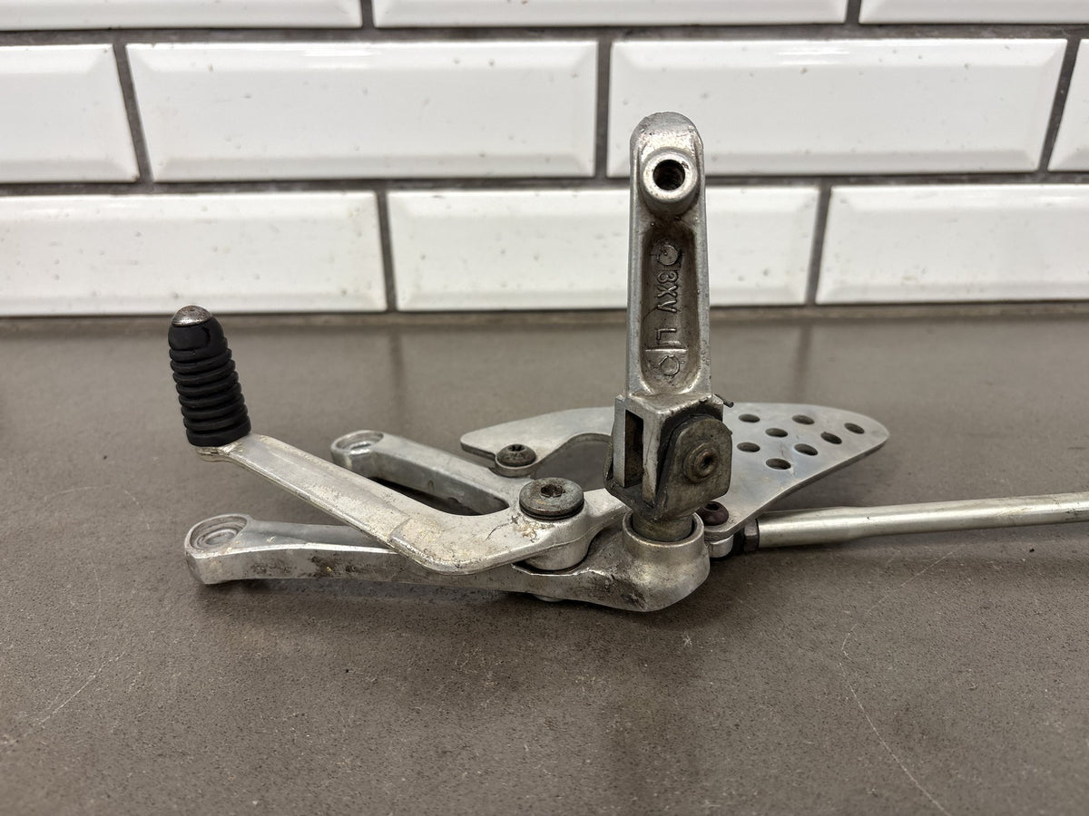 1999-2002 Yamaha YZF-R6 Left Rearset Foot Peg Bracket Shift Lever Rod OEM
