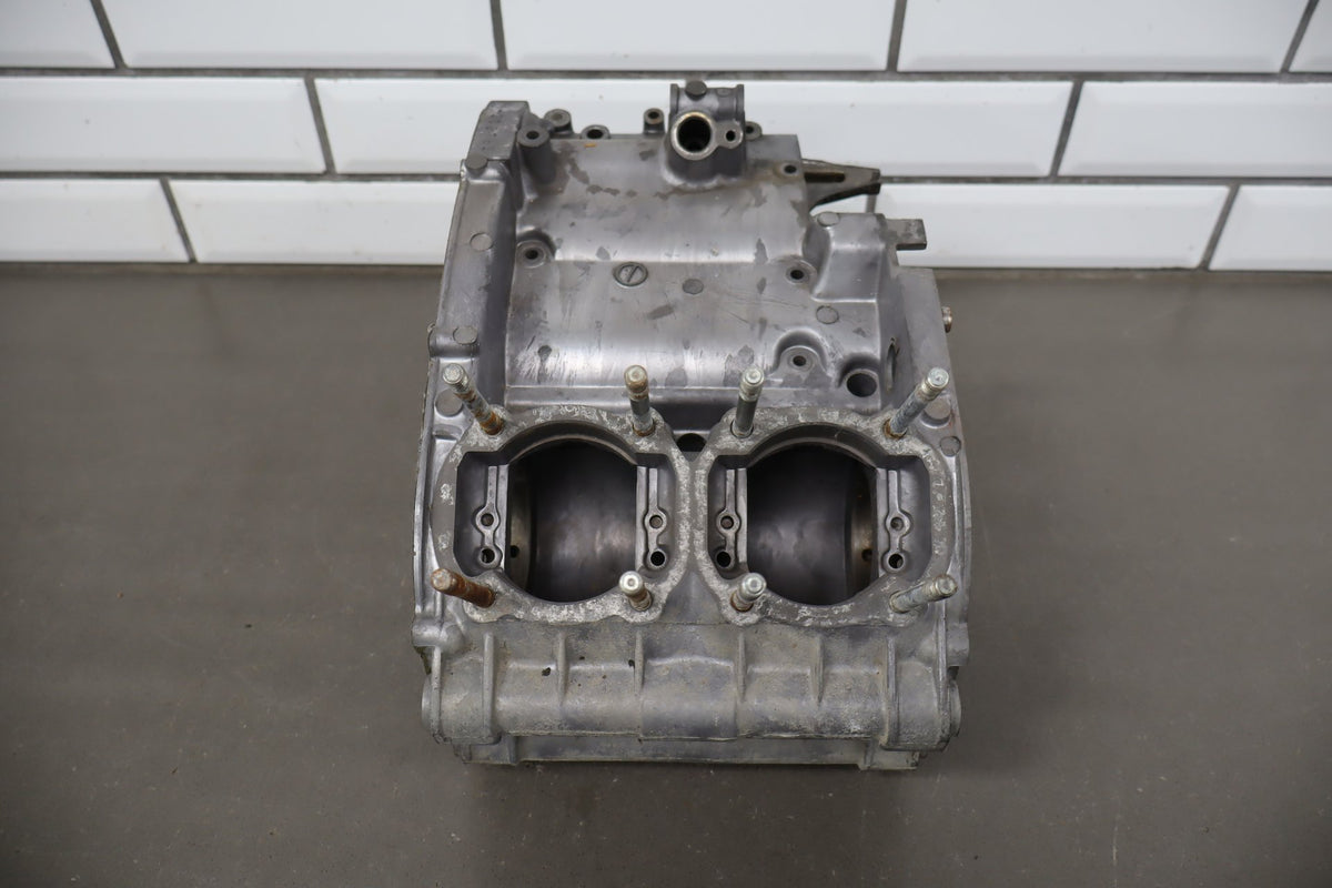 1973-1975 Yamaha RD350 RD250 R5 Crankcases OEM 278-15100-02-00