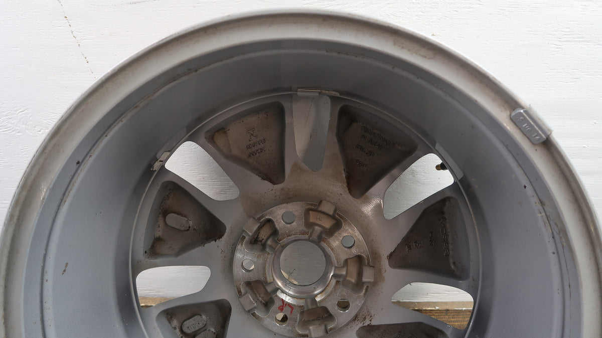 2017-2020 Chrysler Pacifica 18x7.5 OEM Wheel 5SQ16TRMAB Scuffed