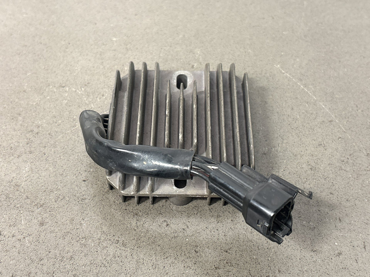 03-07 Suzuki SV650 SV650S Regulator Rectifier OEM 32800-16G00