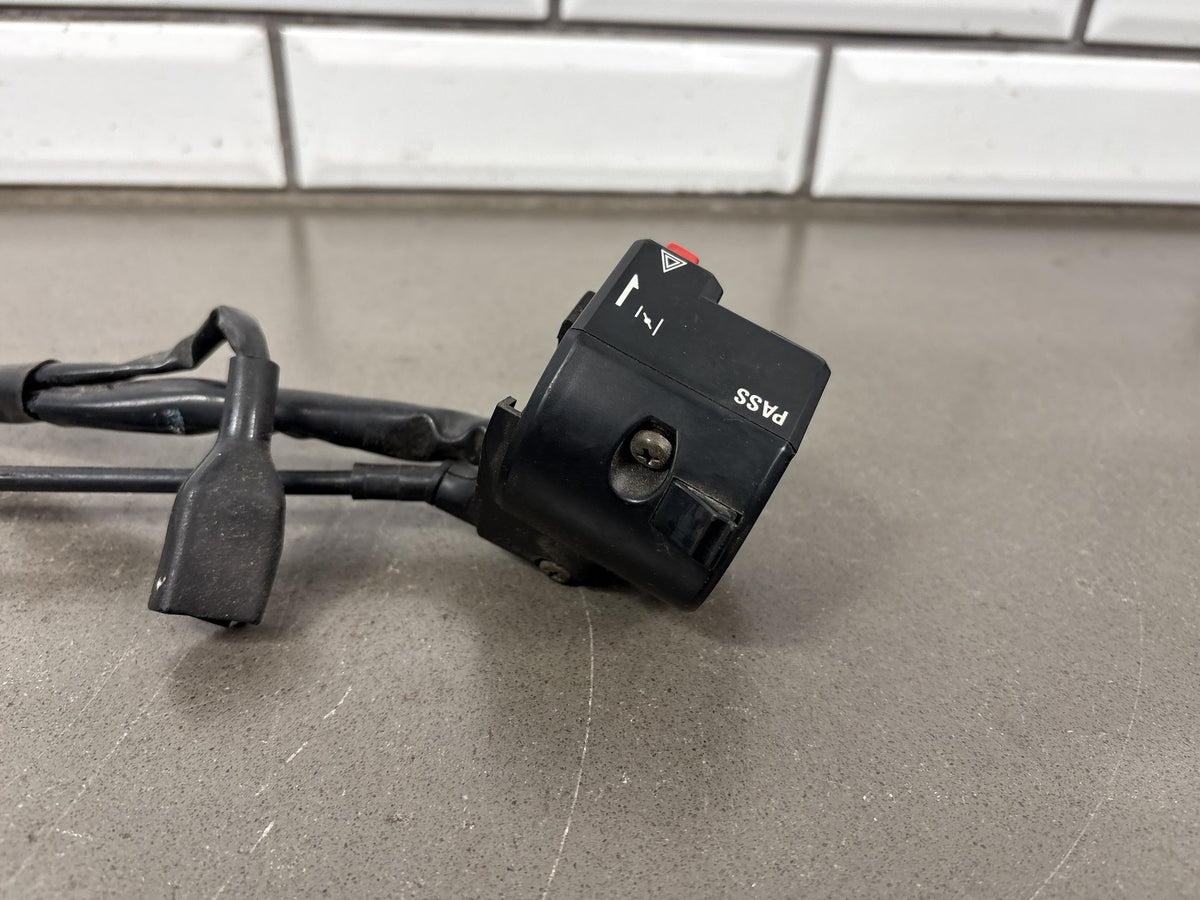 1995 Triumph Daytona 1200 Left Handlebar Switch with Choke Cable OEM
