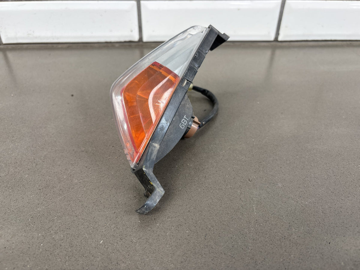2006-2011 Yamaha FJR1300 Front Turn Signals Pair Left Right OEM 3P6-83310-00-00