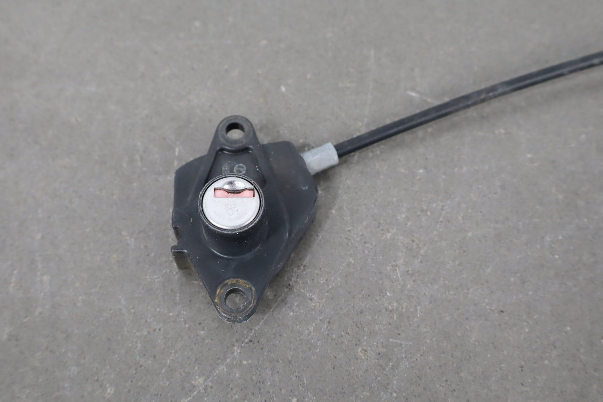 2000 Triumph Tiger 900 T709 Lockset Ignition Switch Gas Gap Lock Set with Key