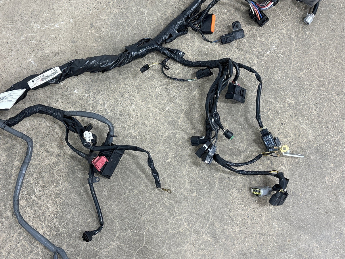 2010-2014 Kawasaki Concours 14 ZG1400 Main Wiring Harness 26031-1098