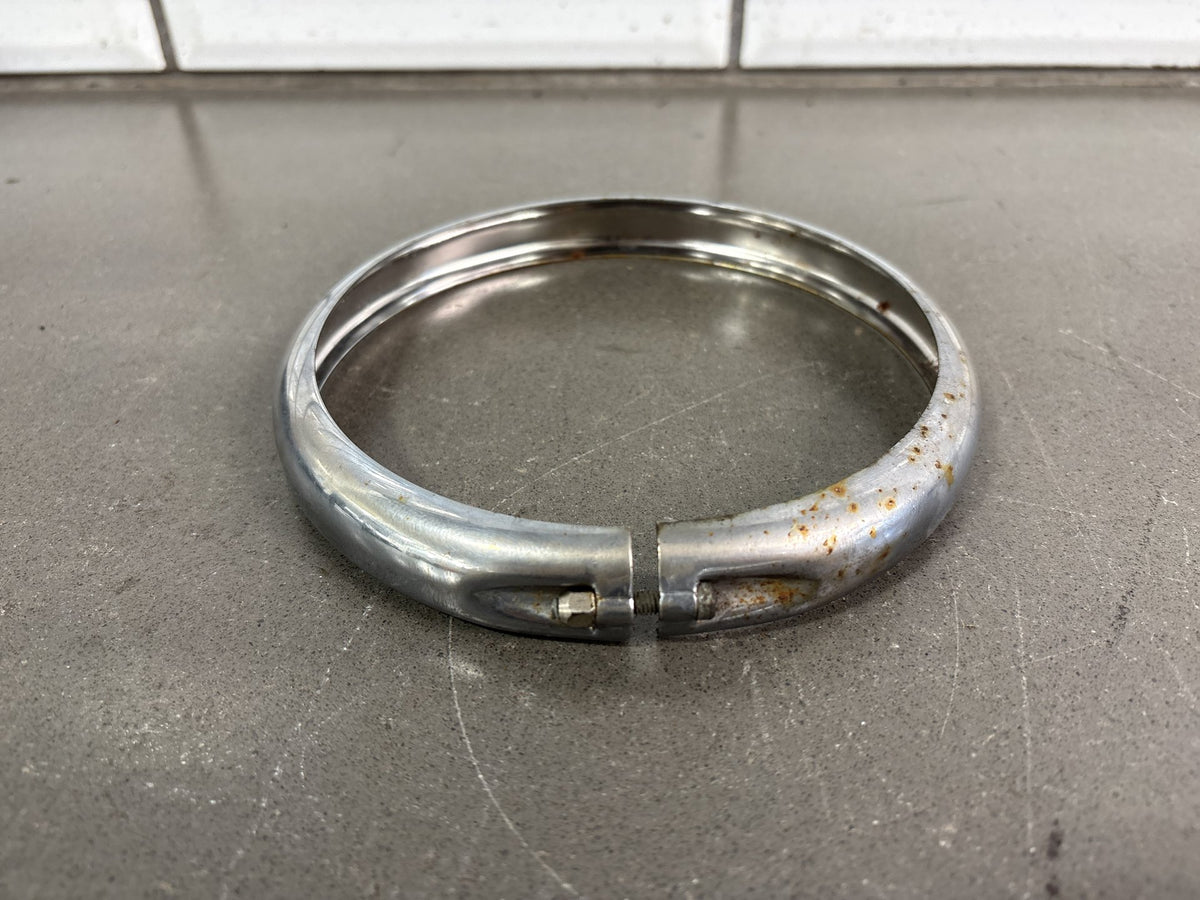 06-07 Dyna Super Glide Low Rider Wide Glide Harley Headlight Trim Ring 67790-93