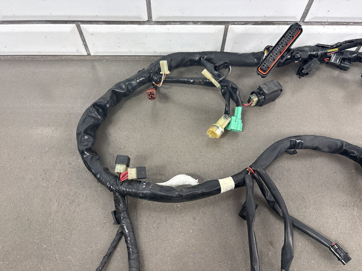 05-06 Suzuki SV650 Main Wiring Harness OEM 36610-17GF0