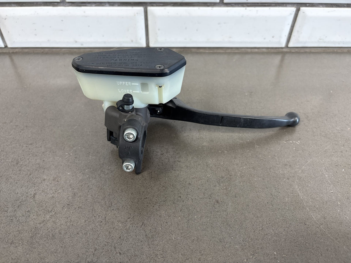 2010-2014 Kawasaki Concours 14 ZG1400 Front Brake Master Cylinder 43015-0148