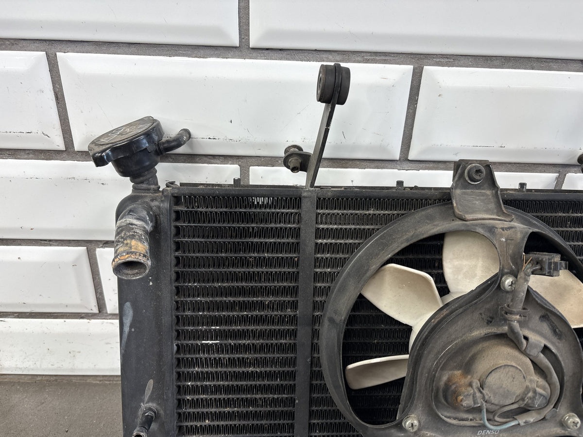 2005-2010 Triumph Sprint ST 1050 Radiator Assembly with Cooling Fan