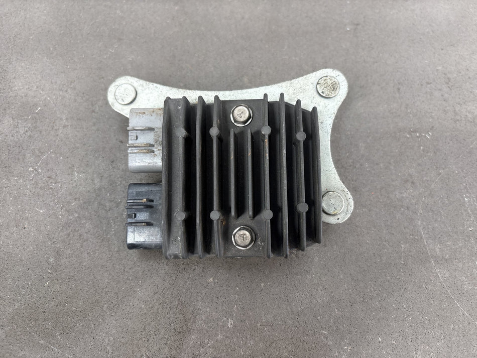 2010-2014 Kawasaki Concours 14 ZG1400 Voltage Regulator Rectifier 21066-0714