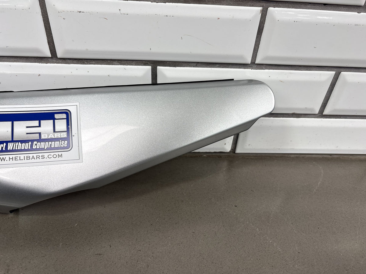 2010-2014 Kawasaki Concours 14 ZG1400 Right Tail Side Cover 36040-0104
