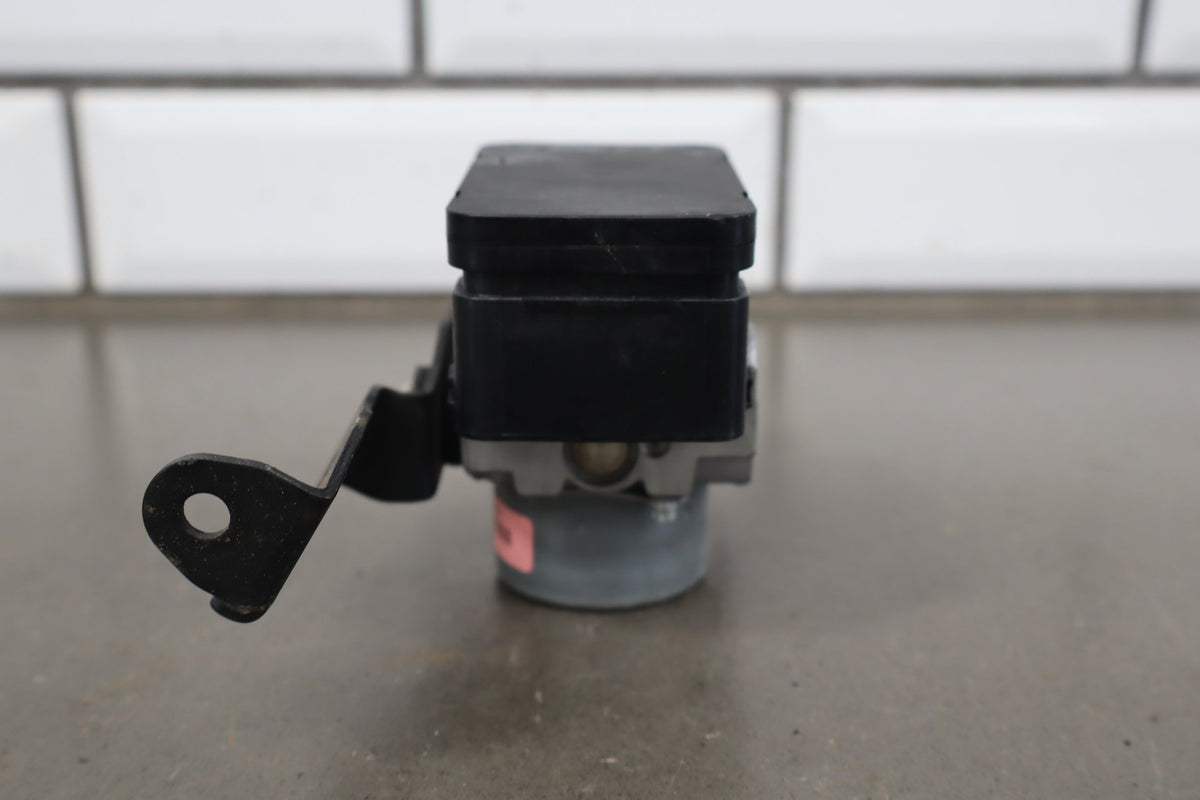 2018-2025 Kawasaki Ninja 400 ABS Pump 16082-0785