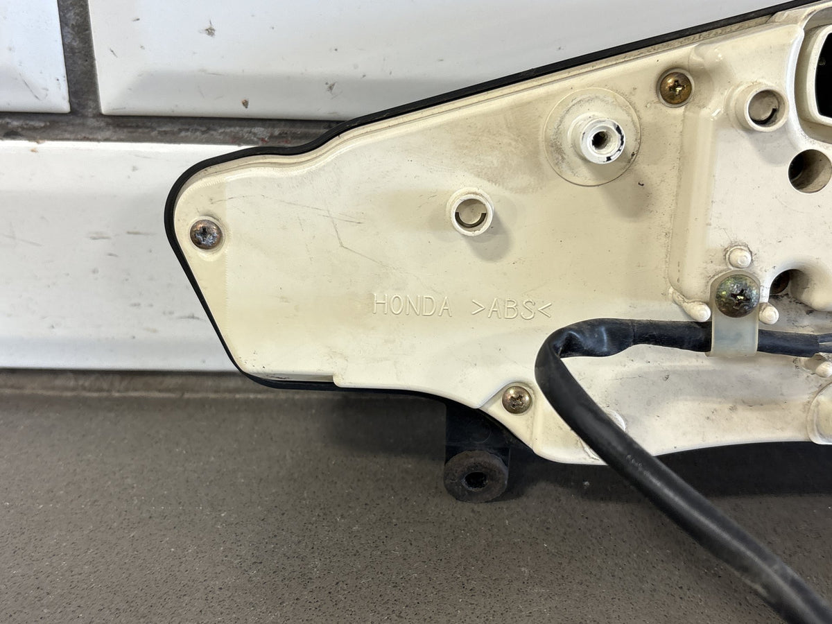 2002 Honda VFR800 Interceptor Gauge Cluster Speedometer Tachometer OEM
