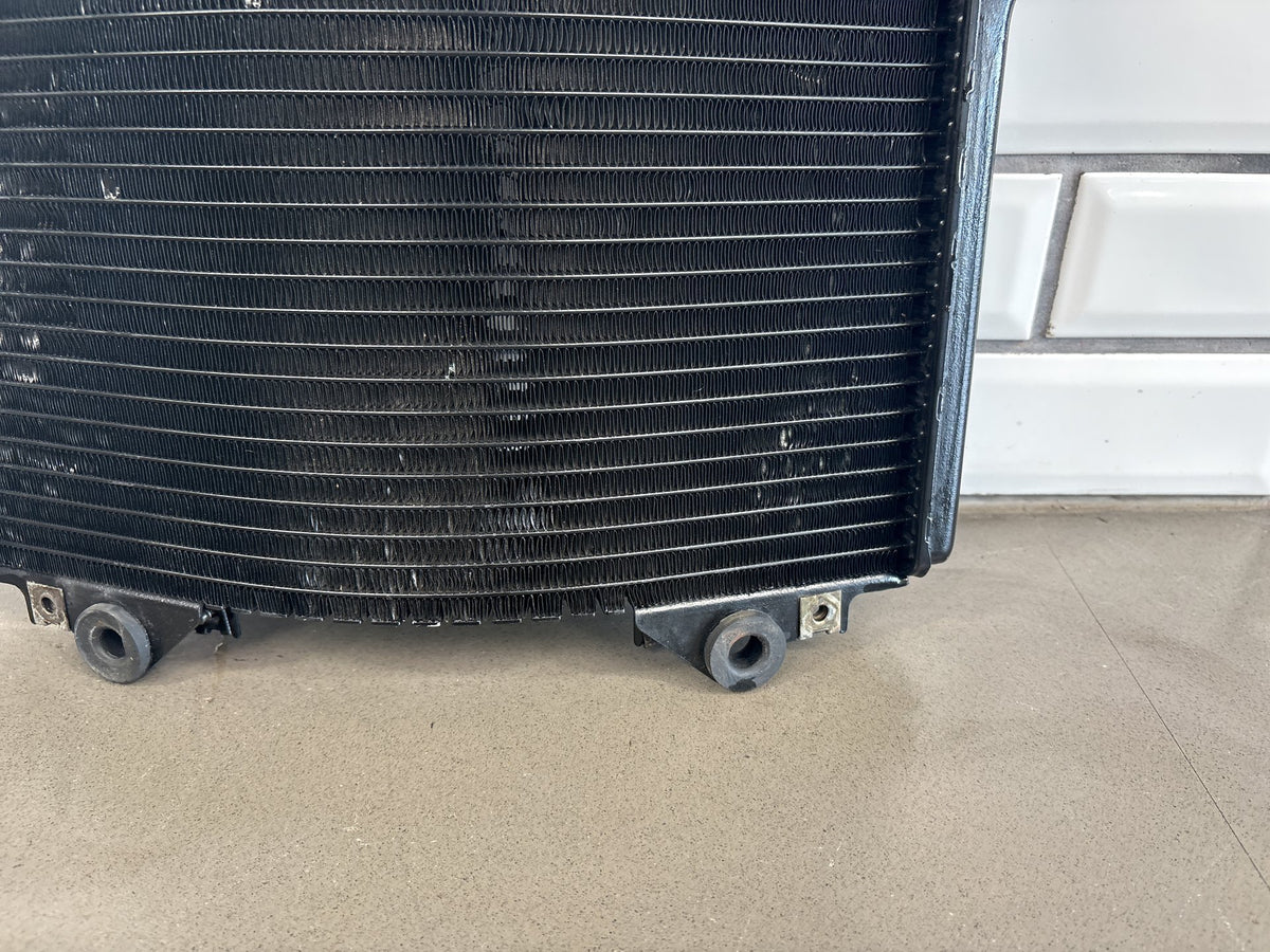 1990-1993 Kawasaki Ninja ZX-11 ZX1100C Radiator OEM 39060-1094
