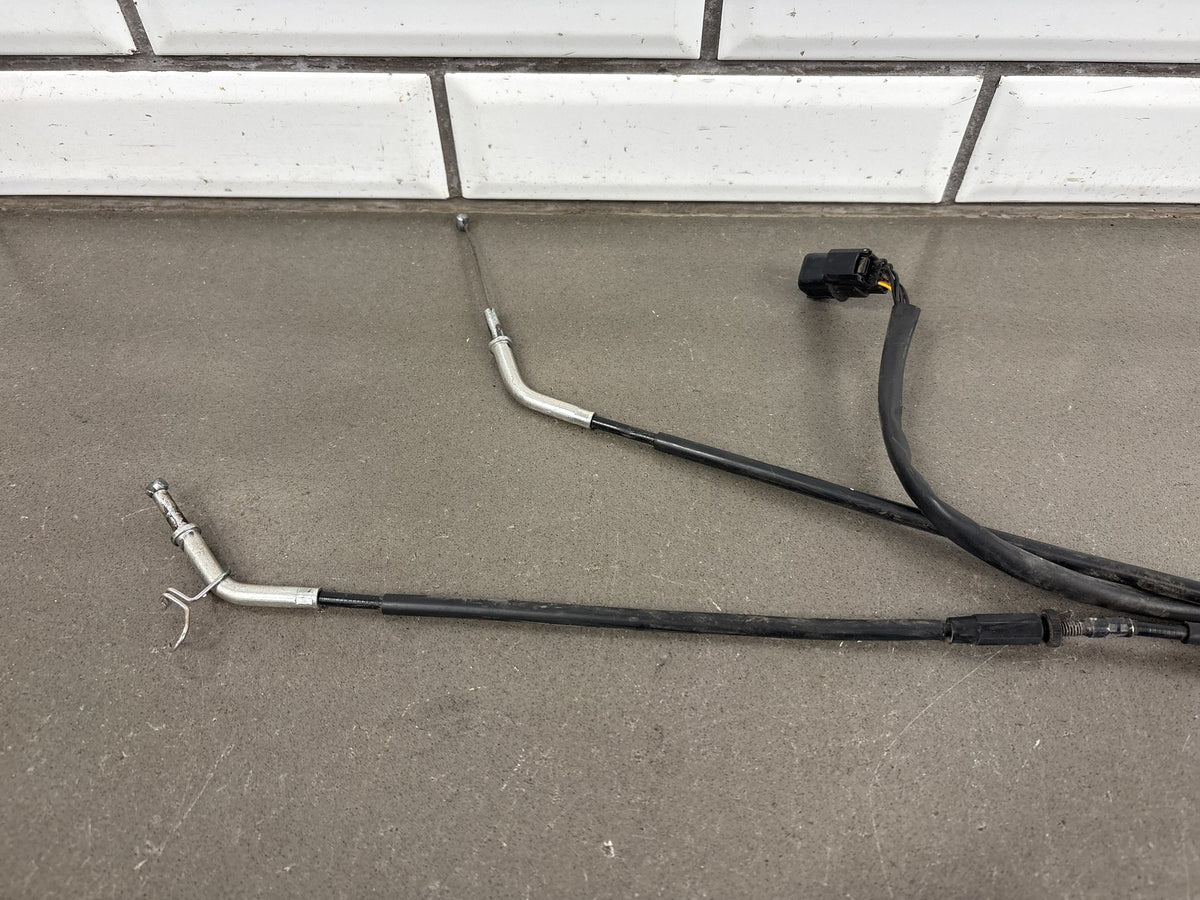 20-25 Kawasaki Ninja 650 EX650 Right Switch Throttle & Cables 46091-0488
