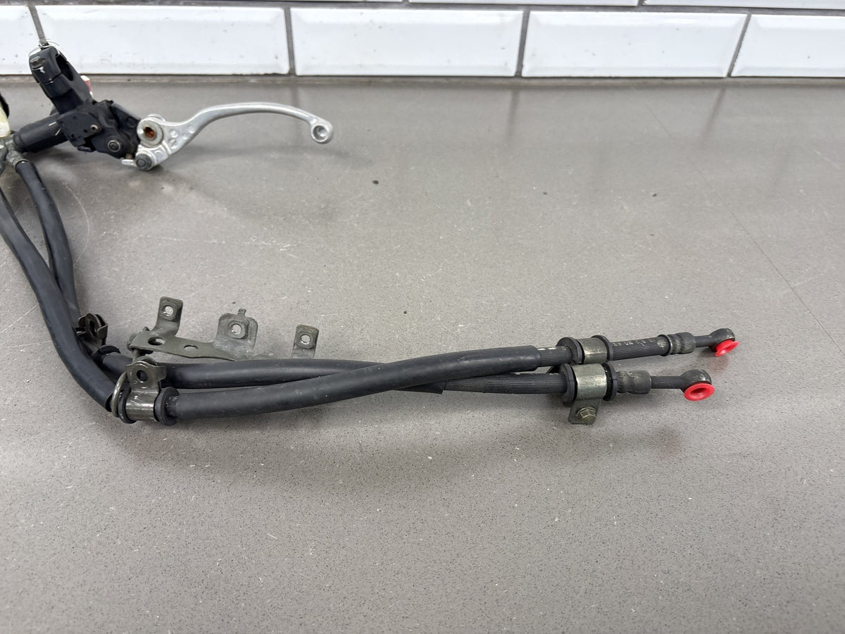 1999-2000 Yamaha YZF-R6 Front Brake Master Cylinder with Lines OEM
