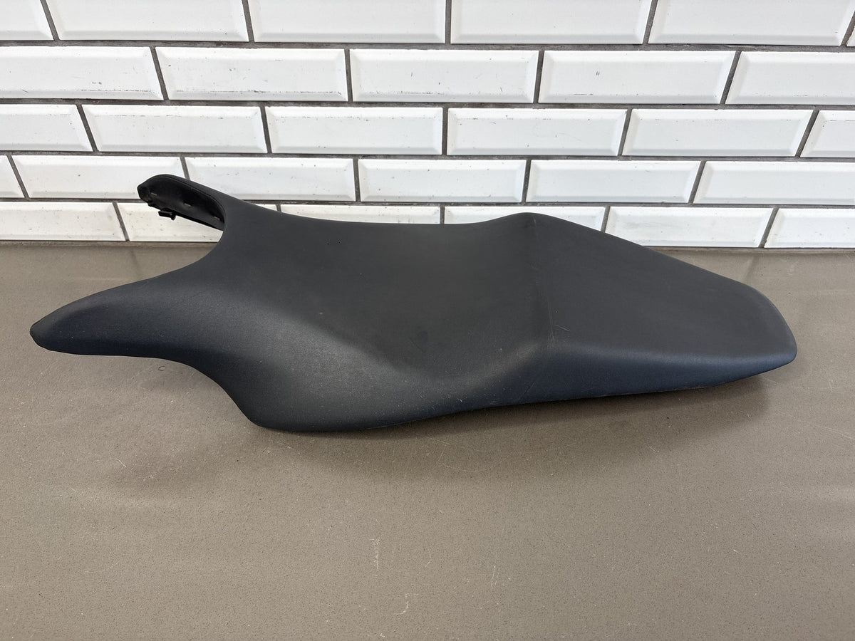 2002-09 Honda VFR800 Interceptor Seat Saddle Black Small Holes OEM 77200-MCW-D00