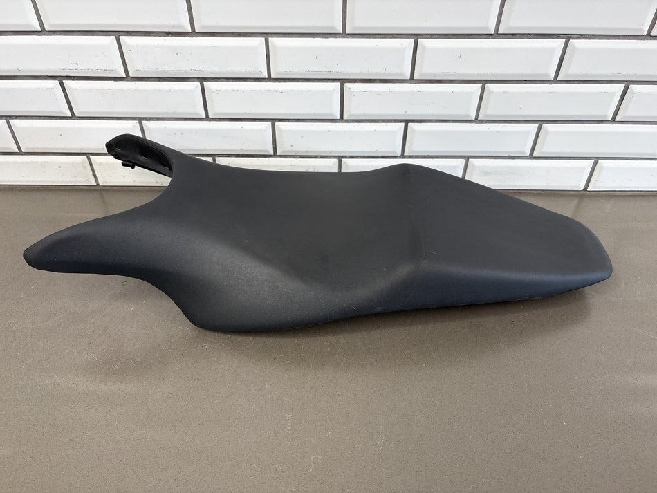 2002-09 Honda VFR800 Interceptor Seat Saddle Black Small Holes OEM 77200-MCW-D00