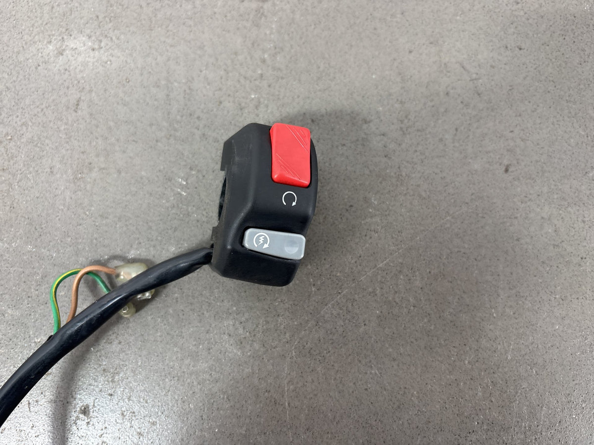 1999-2007 Yamaha YZF600R 3K Mile Right Handlebar Switch Housing Start Kill OEM